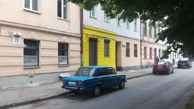 У Львові знищили фасад будинку (ФОТО)