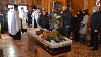 У Дніпрі попрощалися зі захисником Геннадієм Писаренком (ФОТО)