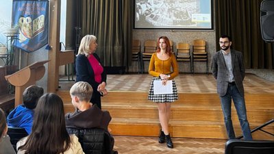 У Львові прокурори пішли до дітей