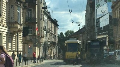 У Львові зламався трамвай (ФОТО)