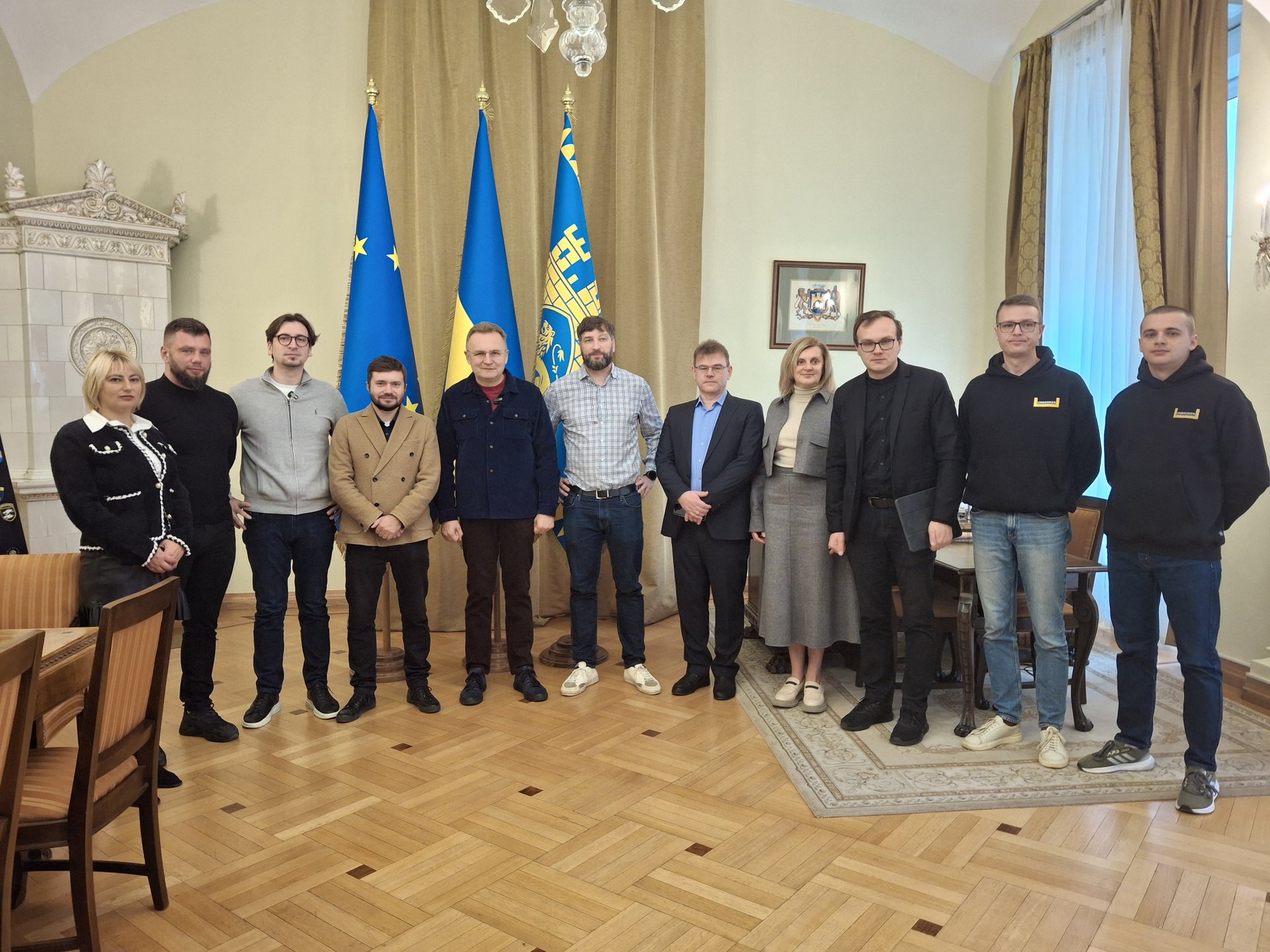 У Львові підписали меморандум про відновлення будинку, який постраждав внаслідок російського обстрілу, фото Дмитро Колос