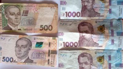 У Дублянах у білий день обчистили чоловіка