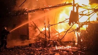 На Львівщині горів житловий будинок