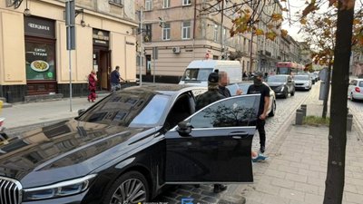 У Львові викрили посадовця Офісу Генпрокурора