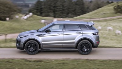 Суд арештував Range Rover дочки Ківалова