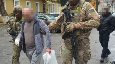 СБУ затримала в Херсоні екскерівника банку рф, який за вказівкою гауляйтера Сальдо вводив у місті «рубльову зону»