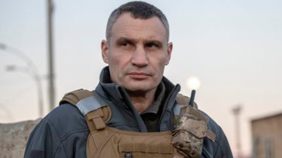 Кличко повідомив про вибухи у Києві
