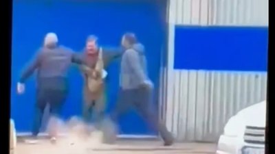 На Закарпатті роми побили працівника ТЦК (ВІДЕО)