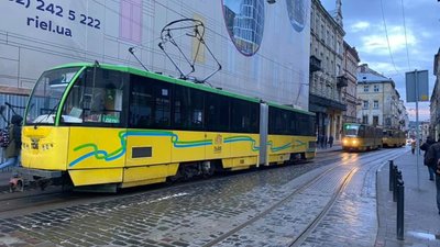 У Львові зранку відбувся парад трамваїв (ФОТО)