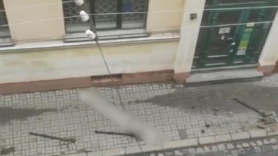 У Львові водій здійснив наїзд на антипаркувальні стовпчики