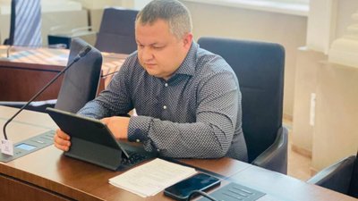 Давайте не доказувати, хто більше любить Україну: бюджет Львова на ЗСУ, - Різник