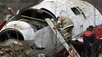 Поляки розділені в оцінках причини смоленської катастрофи – опитування