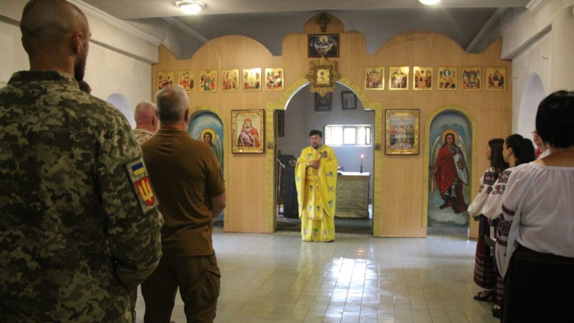 У гарнізонному храмі імені Петра Сагайдачного відслужили першу літургію
