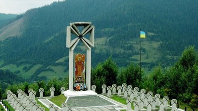 На Львівщині є майже 100 військових меморіалів, могил та пам’ятних знаків