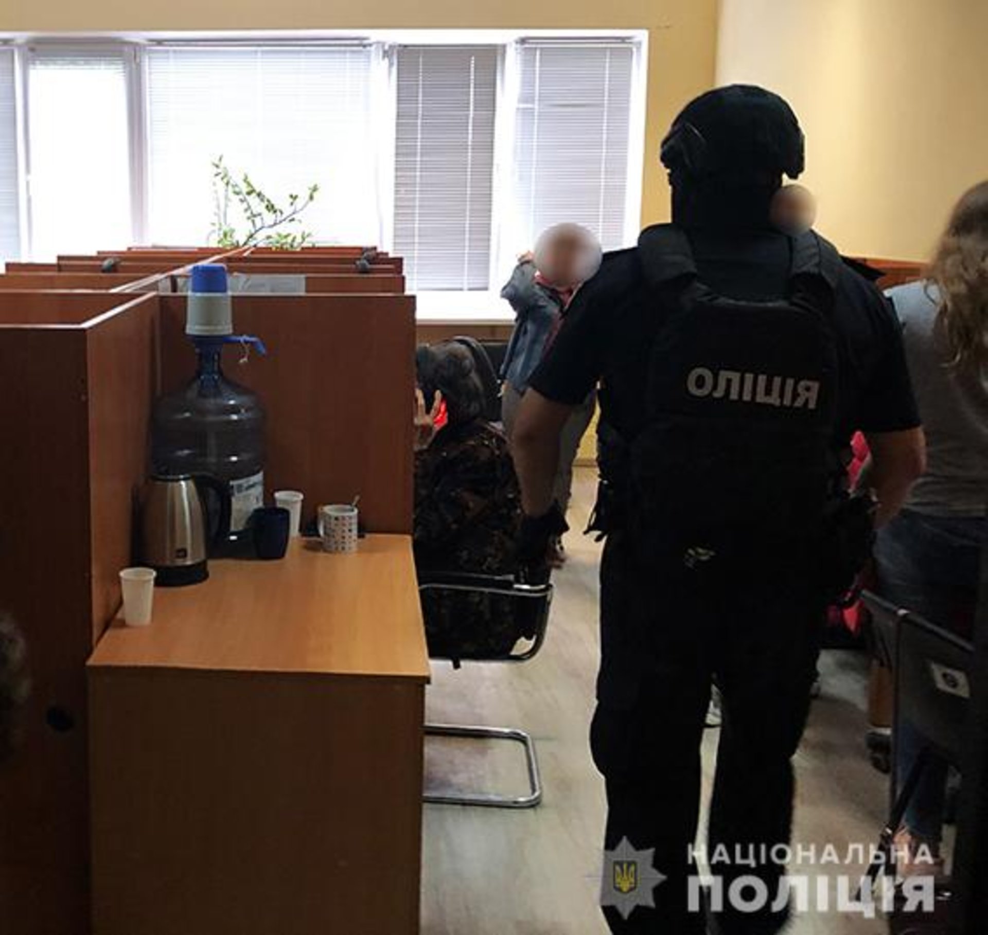 У Миколаєві викрили два call-центри, що виманювали особисті дані у громадян