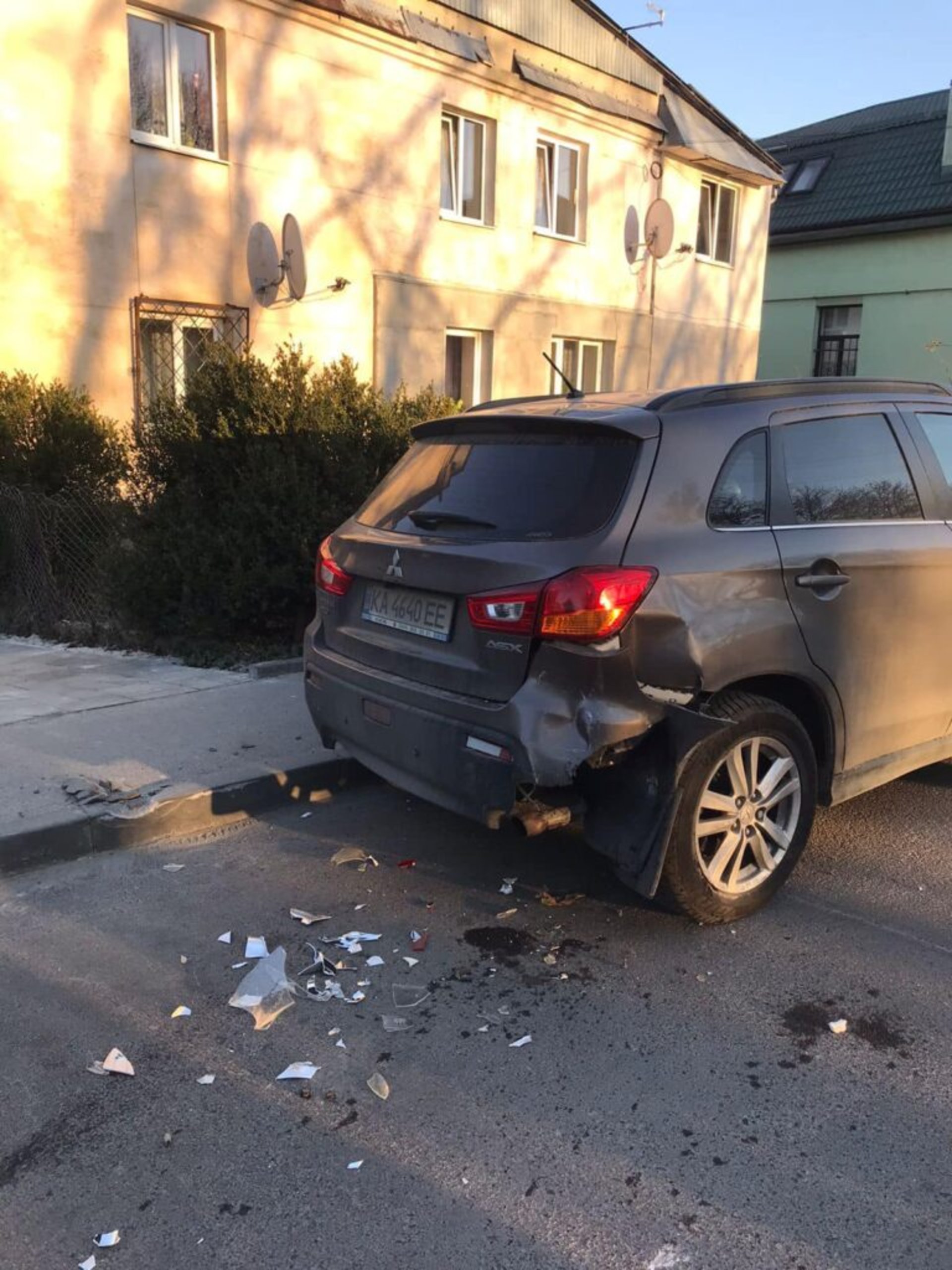 У Львові викладача впіймали п’яним за кермом, фото Варта-1