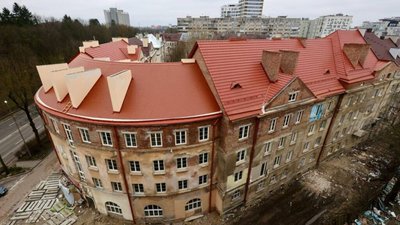 У Львові відновили фасад будинку, який постраждав від ракетної атаки
