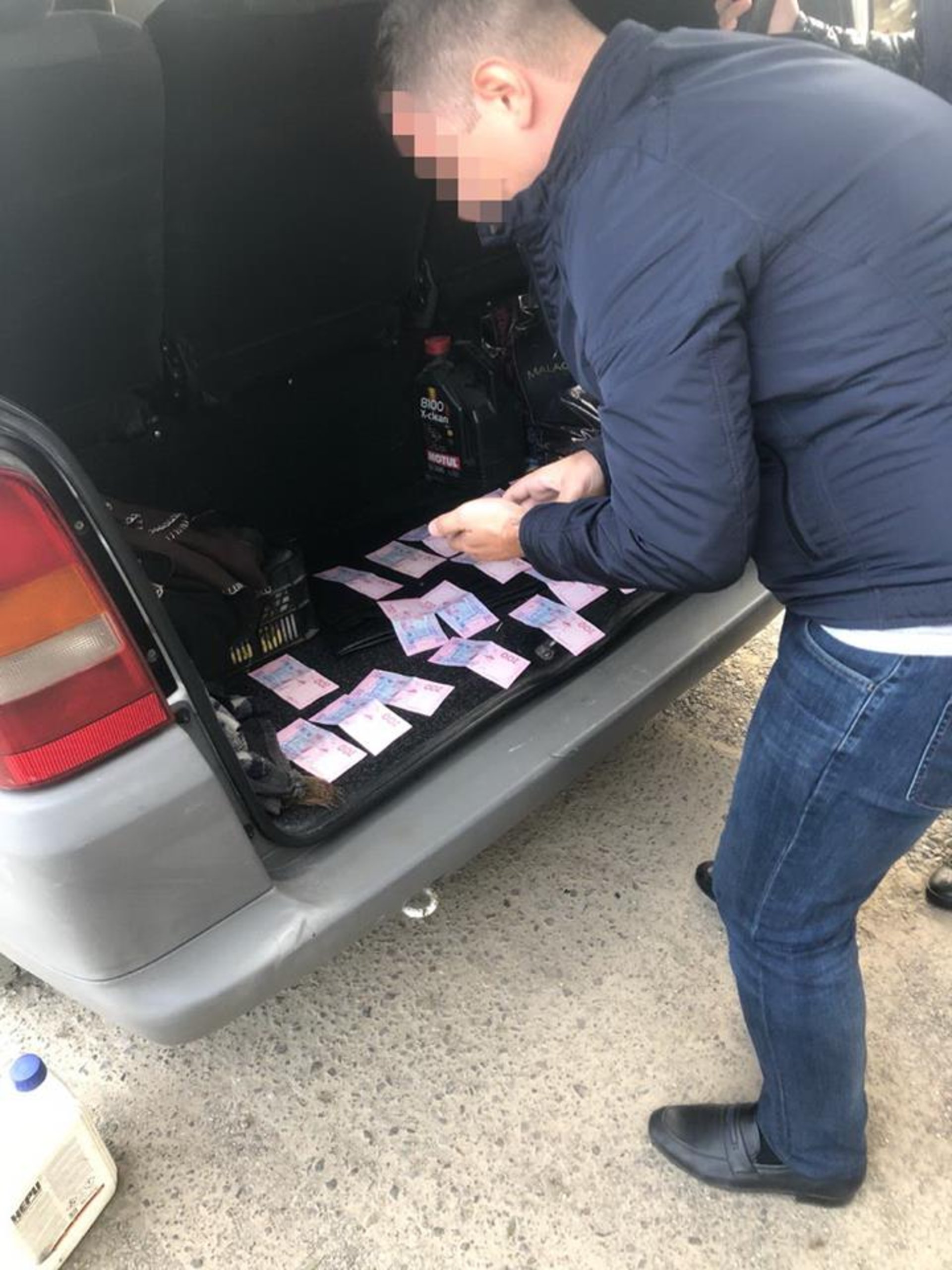 На Львівщині СБУ викрила на хабарі працівників митного поста «Грушів»