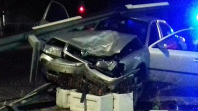 У центрі Львова п’яний водій розтрощив автомобіль