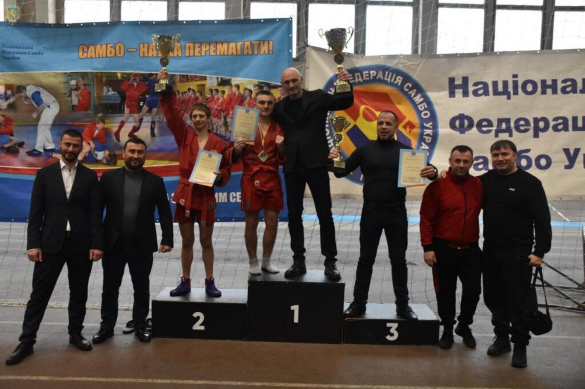 Збірна юніорів Львівщини перемогла на чемпіонаті України з боротьби самбо