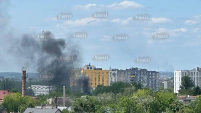 У Львові у спальному районі виникла пожежа (ФОТО)
