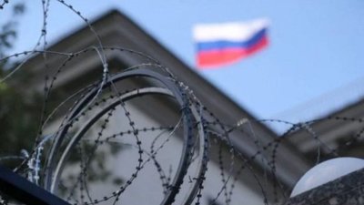 Порошенко і Синютка потрапили у санкційні списки Росії