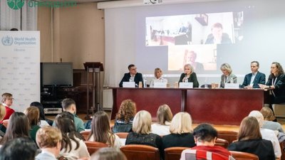 У Львівському онкоцентрі обговорили скринінг раку шийки матки
