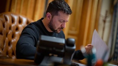 Зеленський забрав військовий податок з місцевих бюджет