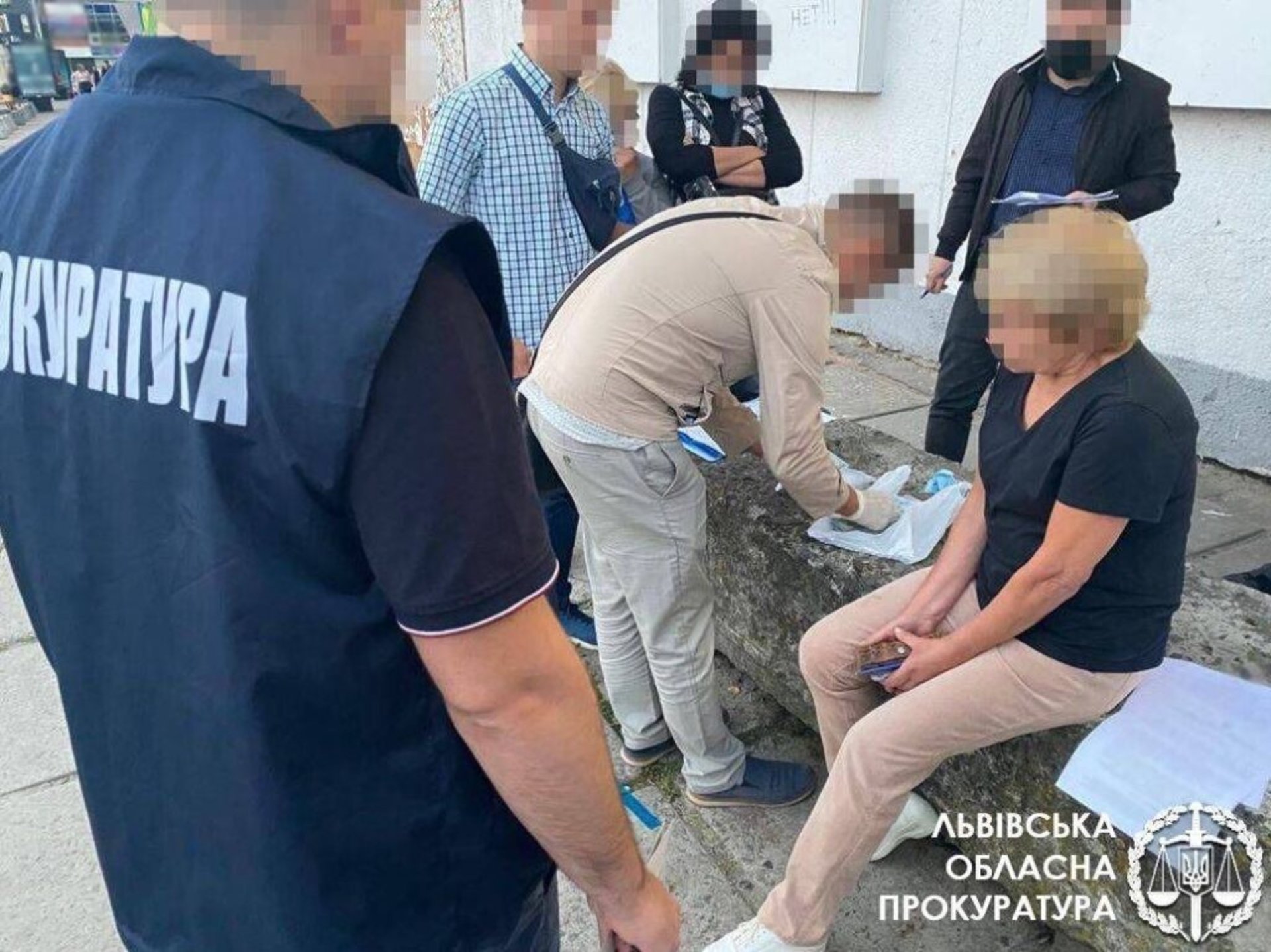 Понад 20 тис дол США хабаря за виготовлення документації на будівництво