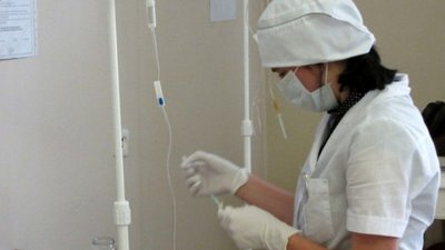 Ресторан готелю розташованого у передмісті Львова, «поклав» на лікарняні ліжка 27 туристів