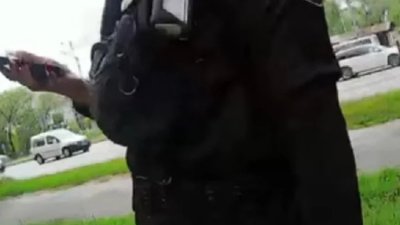 У Львові чоловік напав на контролерок Садового (ФОТО, ВІДЕО)