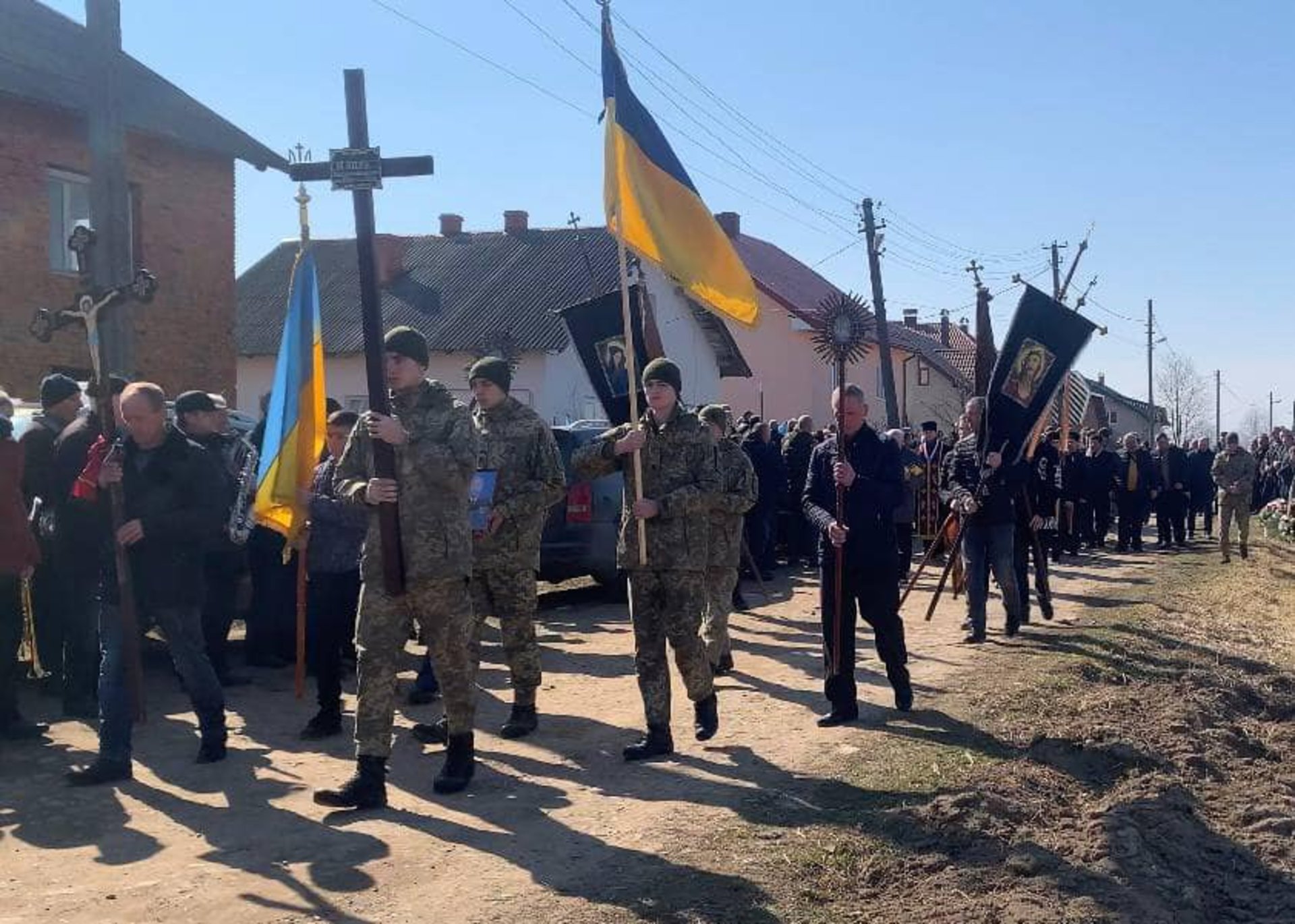 На Львівщині провели в останню путь підполковника, який загинув на Яворівському полігоні, фото Стрийська міська рада