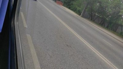 У Львові помітили білий "Мерседес" без номерних знаків (ФОТО)