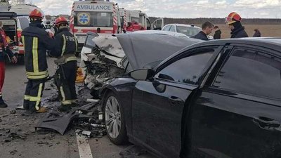 На трасі «Київ - Чоп» травмувались три людини (ФОТО)