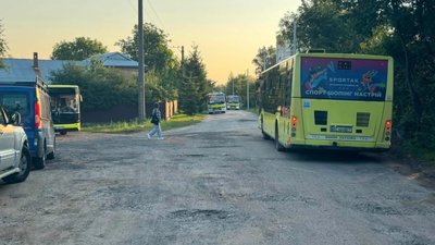 Де у Львові зупиняються маршрутки у Рясне