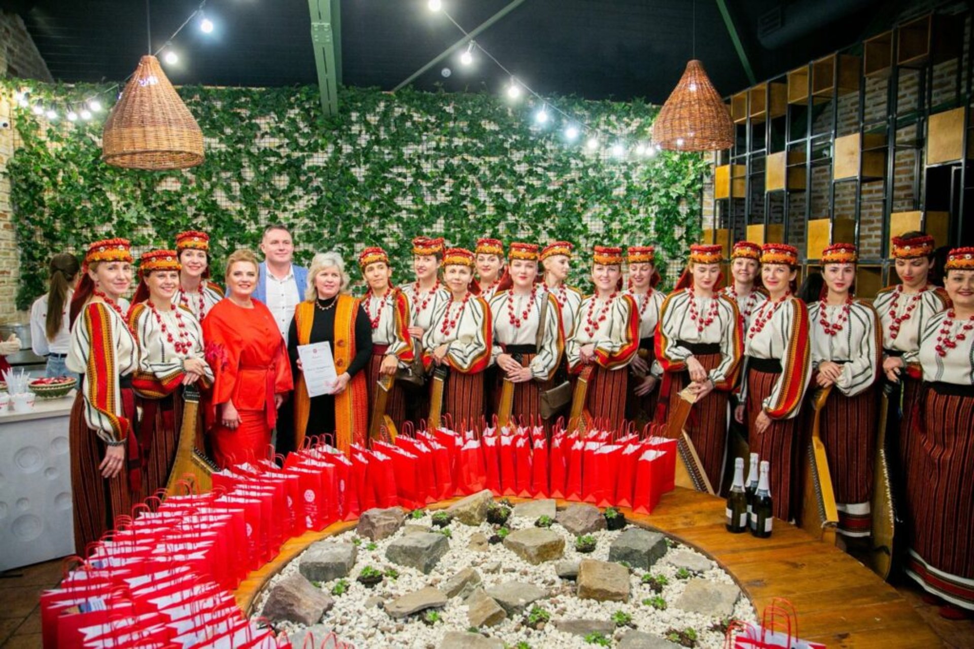 Львівська вишиванка з вареників потрапила до Книги рекордів України