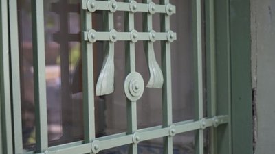 У Львові відновили історичну металеву браму на вулиці Снопківській (ФОТО)