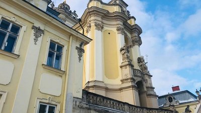 Реконструкція Собору святого Юра: завершено впорядкування верхнього обходу