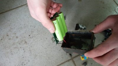 У Львові на автомобіль скандального урбаніста вчепили GPS-трекер (ФОТО)