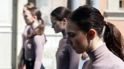 Перформанс "Ріжу інформаційні пута Московії" пройшов у Львові (ВІДЕО)