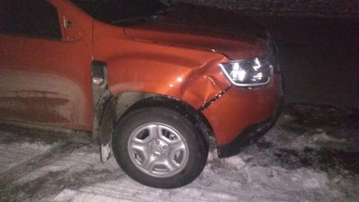 На Львівщині автомобіль збив 14-річну дівчину (ФОТО)