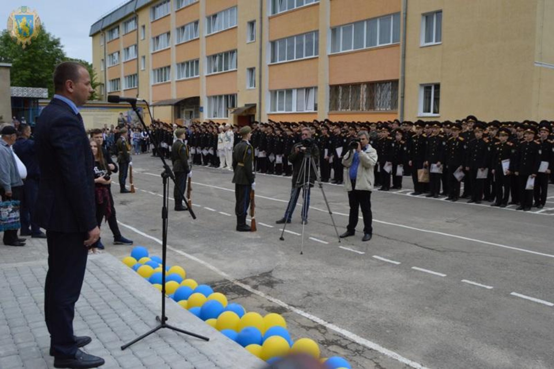 У Львівському військовому ліцеї імені Героїв Крут пролунав останній дзвоник