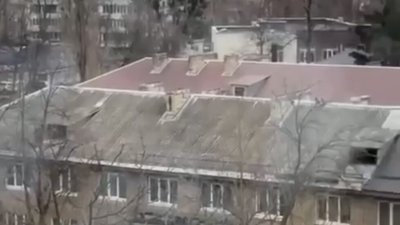 У Києві під час тривоги діти бігли в укриття (ВІДЕО)