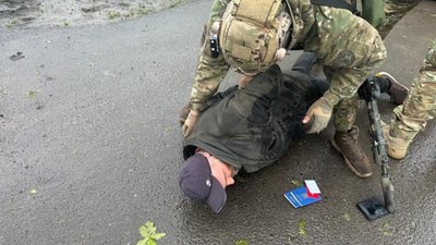 Нападників на поліцейських затримали в Одеській області