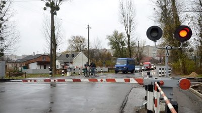 На Львівщині проводиться капітальний ремонт залізничних переїздів з інтенсивним автобусним рухом
