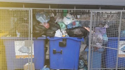 У Львові знову не вивозять сміття (ФОТО)