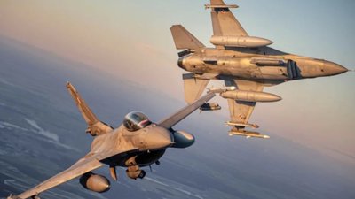 Польща підняла винищувачі через російську атаку на Львів і масовані удари по Україні