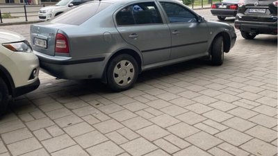 Доцент львівського університету розповів свою версію подій щодо начебто затримання його пʼяним за кермом