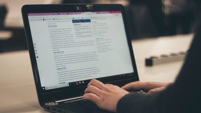 В Україні розширили права та можливості людей з інвалідністю на працевлаштування