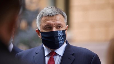 Аваков попросив ще 126 мільйонів із COVID-фонду на доплати в МВС
